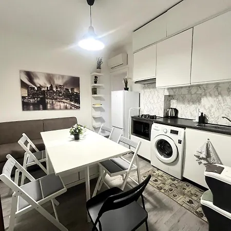 Milan-porta Venezia Ac Wi-fi * Milano